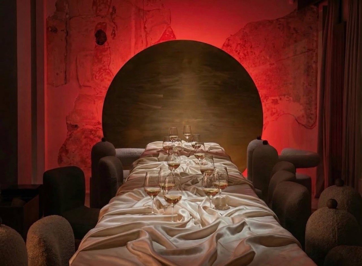 Tasting dinner setting